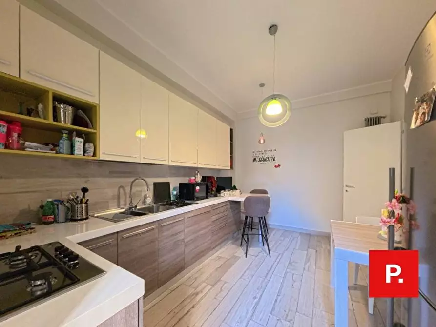 Immagine 1 di Appartamento in vendita  in VIA ROMA 90 a Caserta