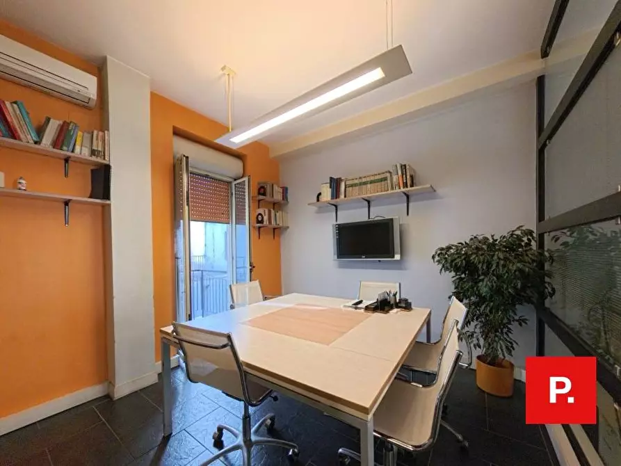 Immagine 6 di Appartamento in vendita  in via roma 92 a Caserta