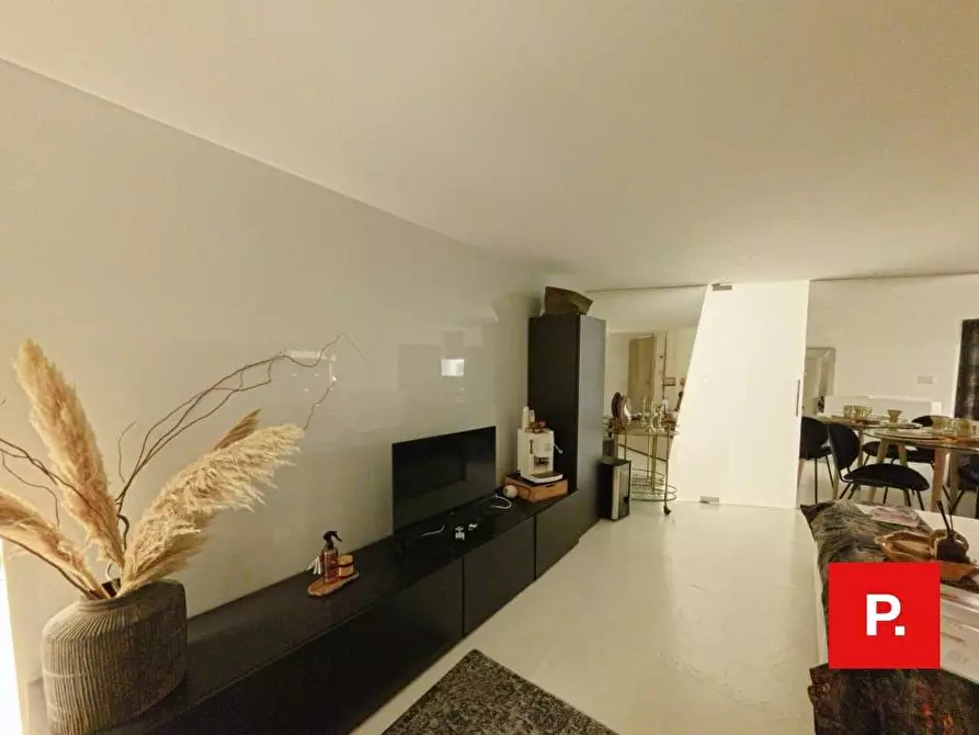 Immagine 3 di Appartamento in vendita  in via Mazzini a Caserta