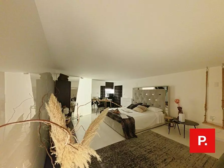 Immagine 1 di Appartamento in vendita  in via Mazzini a Caserta