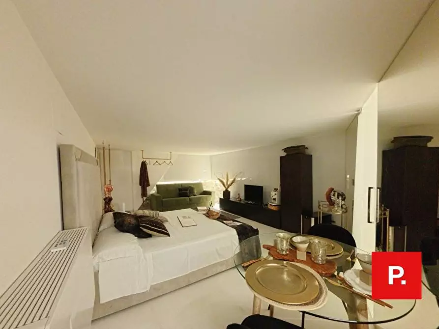 Immagine 9 di Appartamento in vendita  in via Mazzini a Caserta