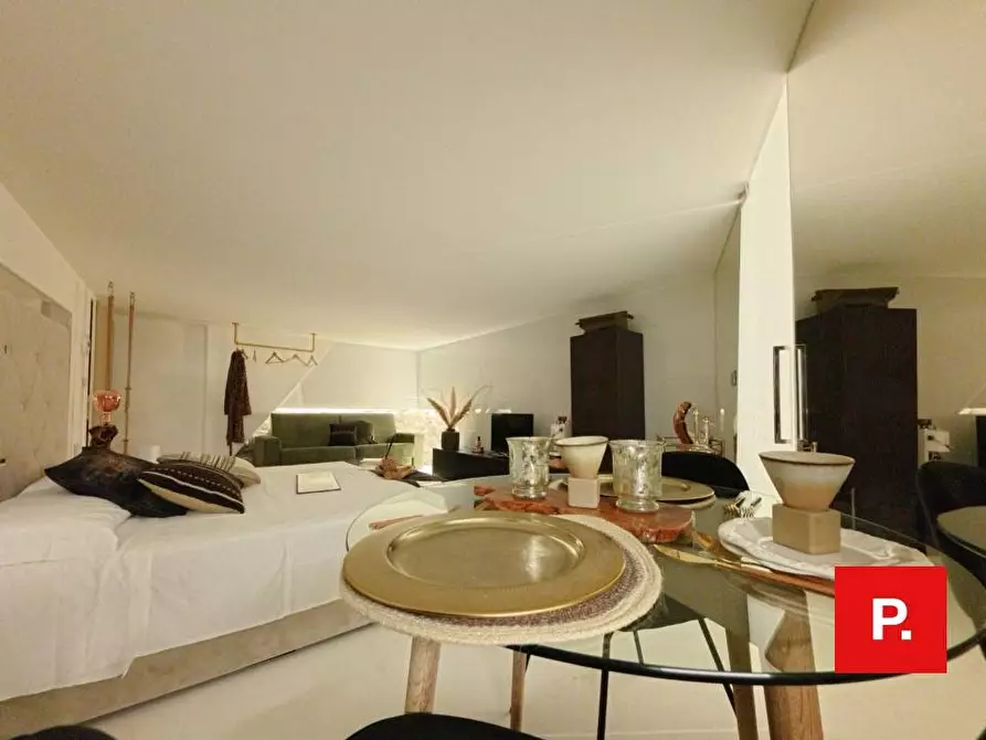 Immagine 11 di Appartamento in vendita  in via Mazzini a Caserta