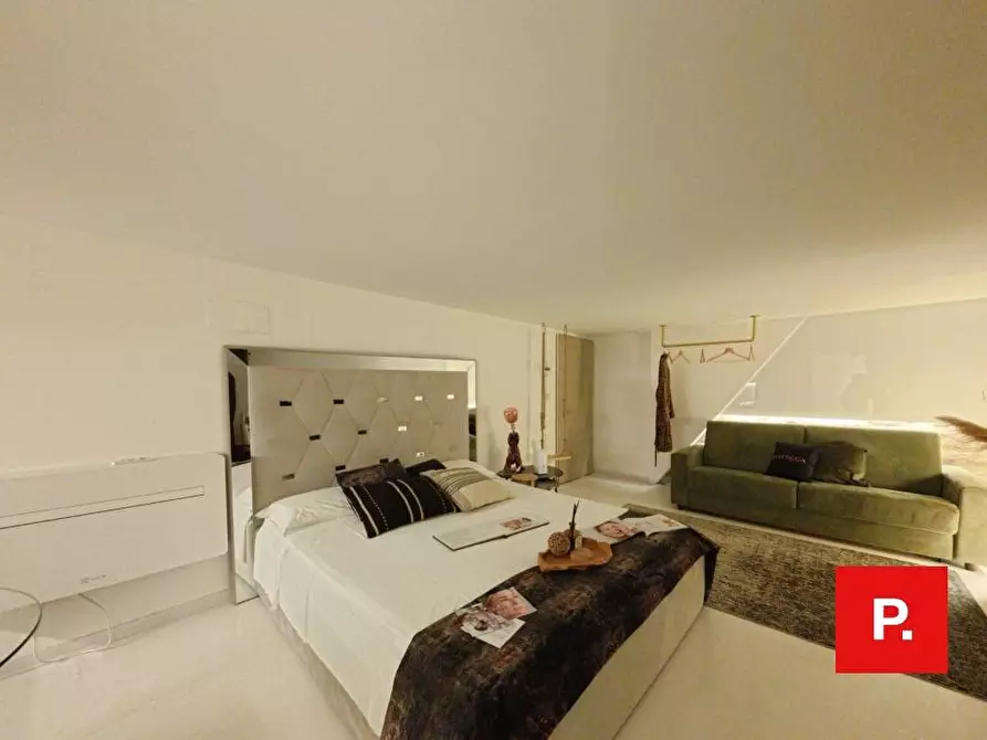 Immagine 16 di Appartamento in vendita  in via Mazzini a Caserta