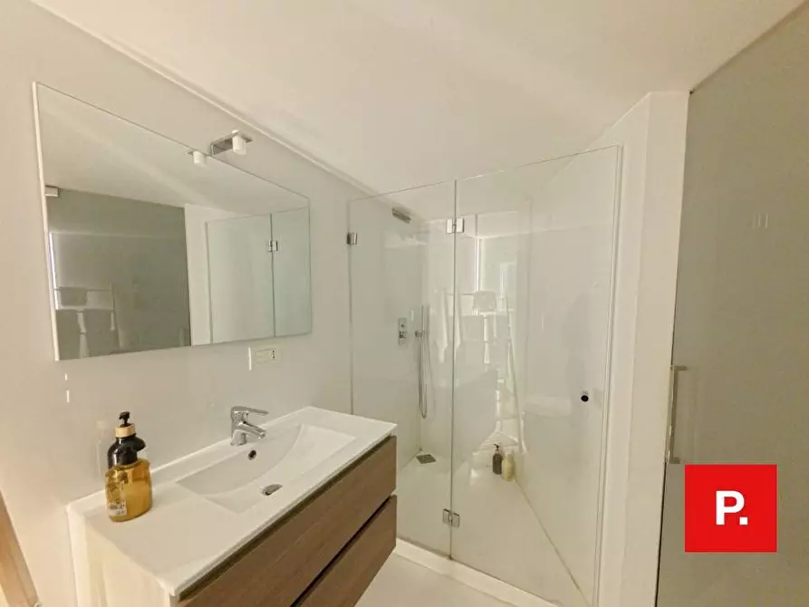 Immagine 22 di Appartamento in vendita  in via Mazzini a Caserta