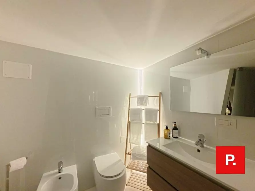 Immagine 24 di Appartamento in vendita  in via Mazzini a Caserta