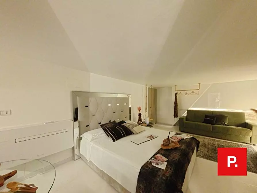 Immagine 17 di Appartamento in vendita  in via Mazzini a Caserta