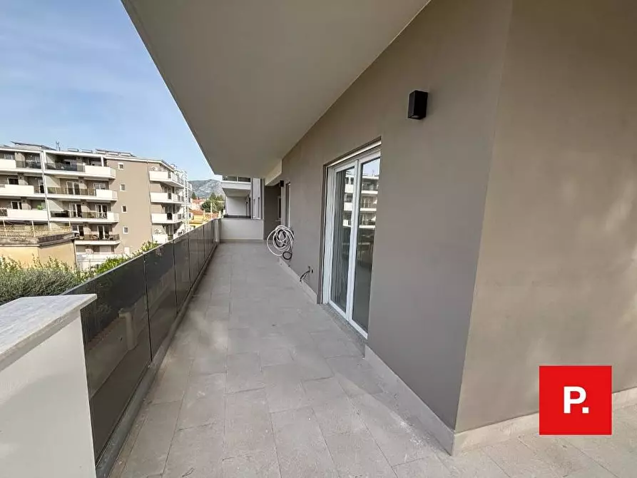 Immagine 13 di Appartamento in vendita  in via S. Chiara a Caserta