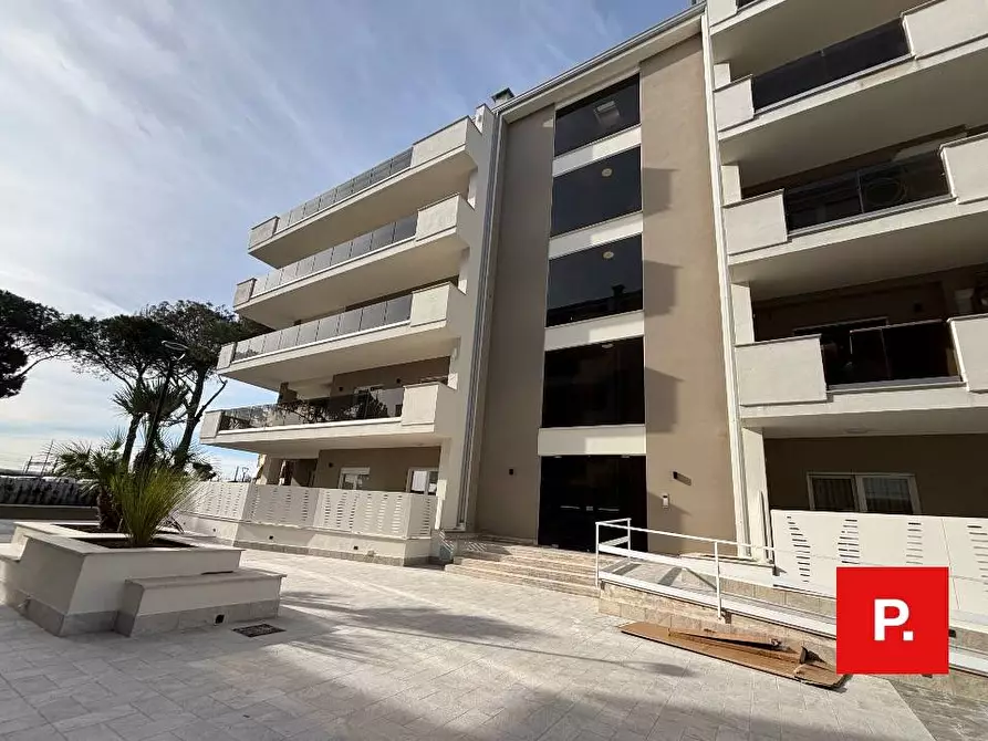 Immagine 27 di Appartamento in vendita  in via S. Chiara a Caserta