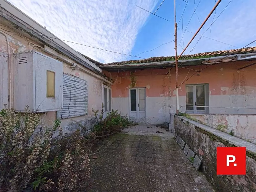 Immagine 18 di Casa indipendente in vendita  in Viella Dei Ricciardi 16 a Caserta