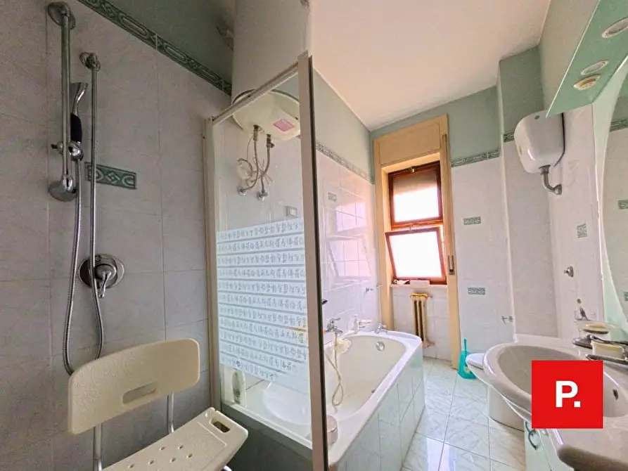 Immagine 42 di Appartamento in vendita  in VIA ROMA 11 a Caserta