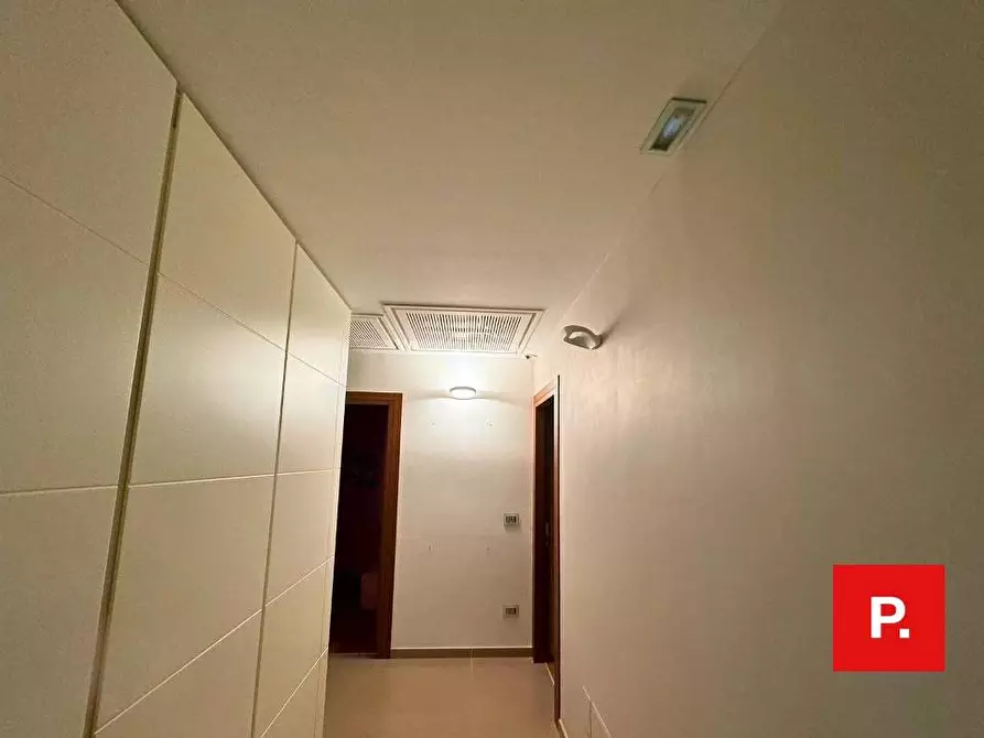 Immagine 11 di Appartamento in vendita  in via Tescione a Caserta