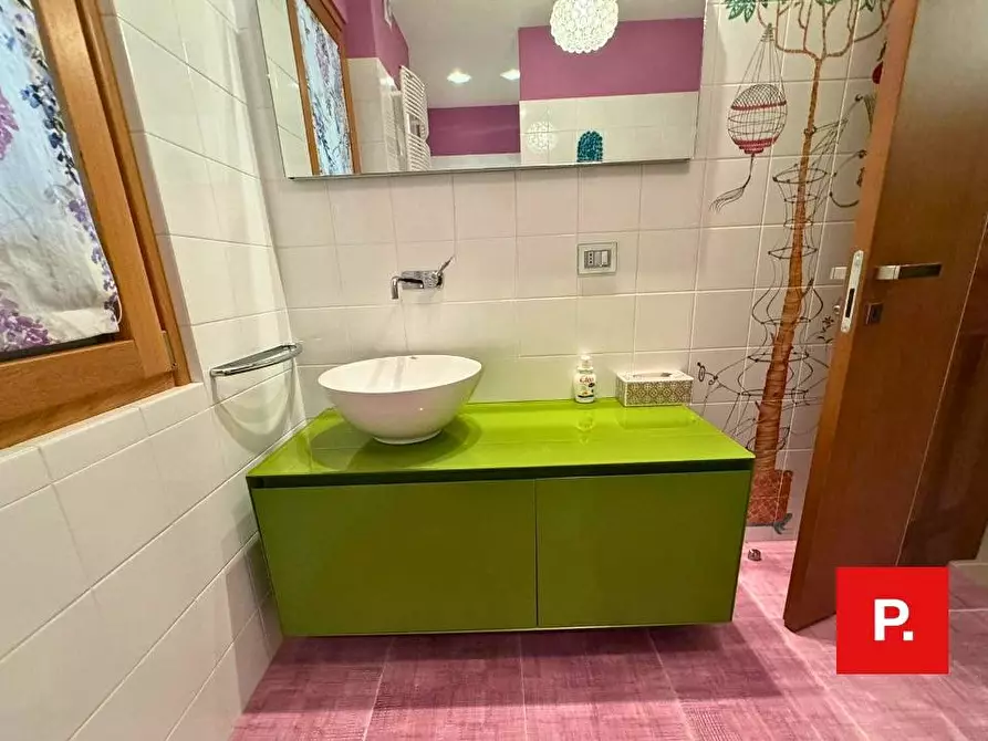 Immagine 24 di Appartamento in vendita  in via Tescione a Caserta