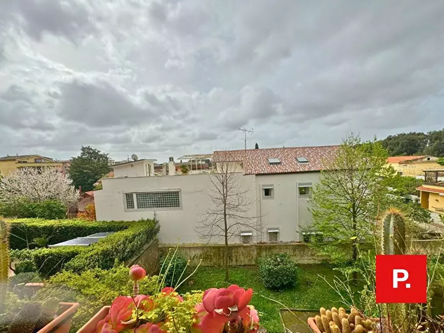 Immagine 8 di Appartamento in vendita  in via Tescione a Caserta