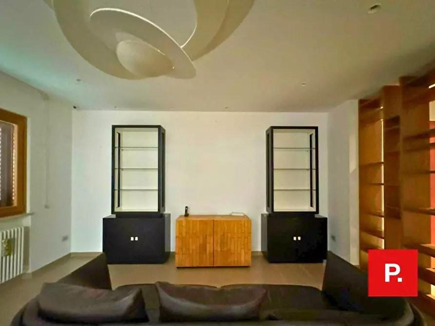 Immagine 14 di Appartamento in vendita  in via Tescione a Caserta