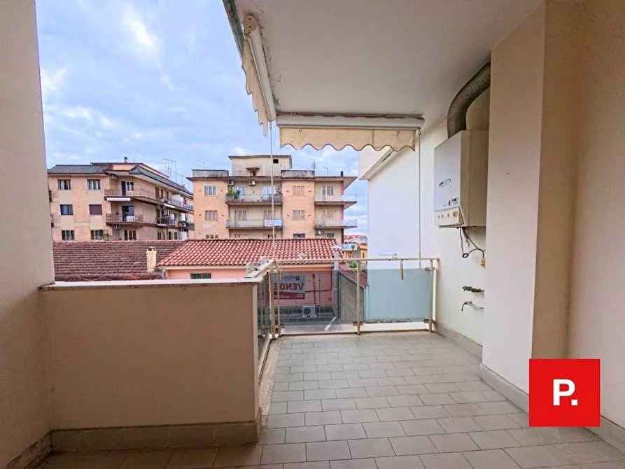Immagine 11 di Appartamento in vendita  a Caserta