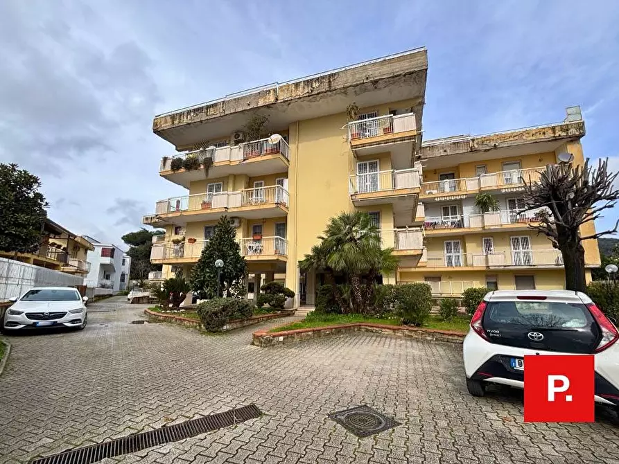 Immagine 75 di Appartamento in vendita  in VIA SAN DONATO a Caserta