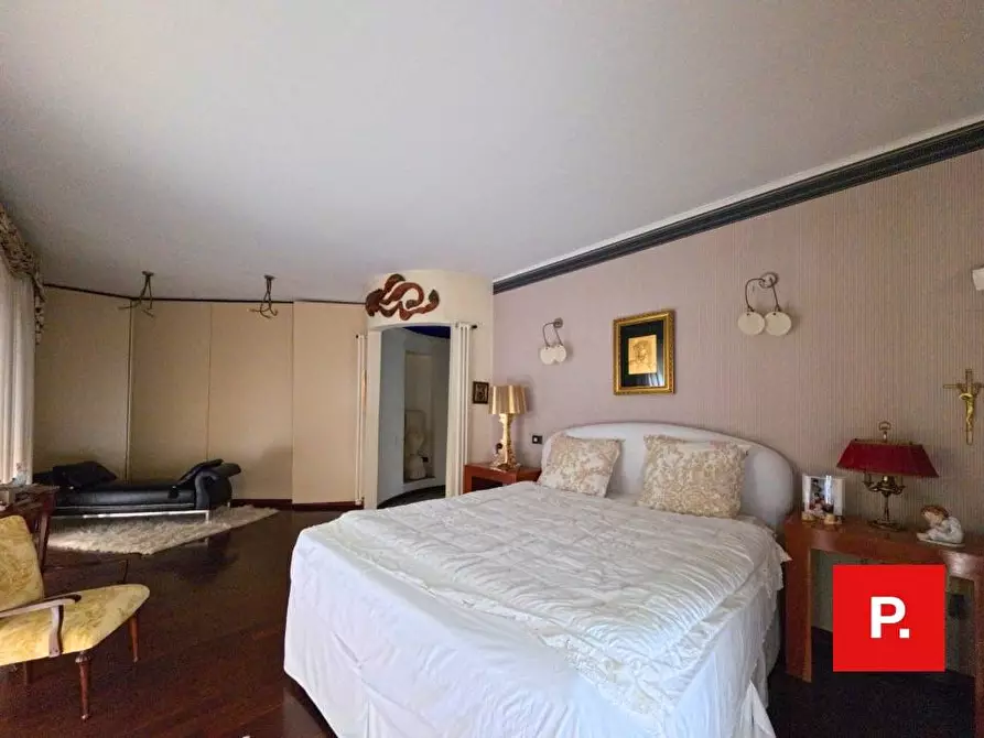 Immagine 47 di Appartamento in vendita  in VIA SAN DONATO a Caserta