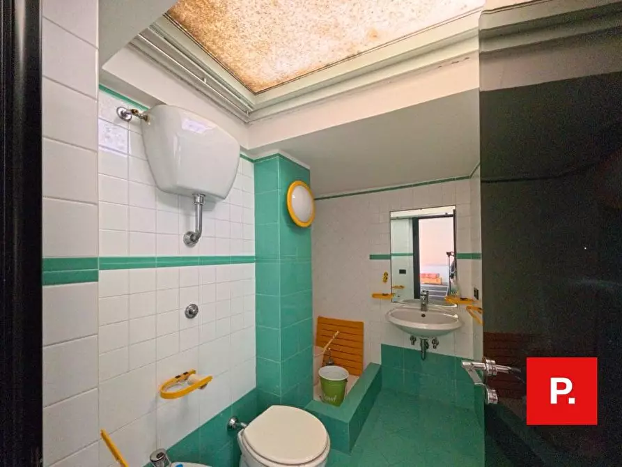 Immagine 68 di Appartamento in vendita  in VIA SAN DONATO a Caserta