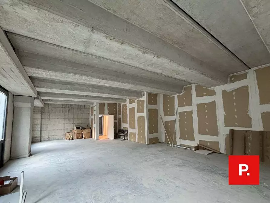 Immagine 1 di Ufficio in vendita  in Viale delle industrie 2 a Caserta