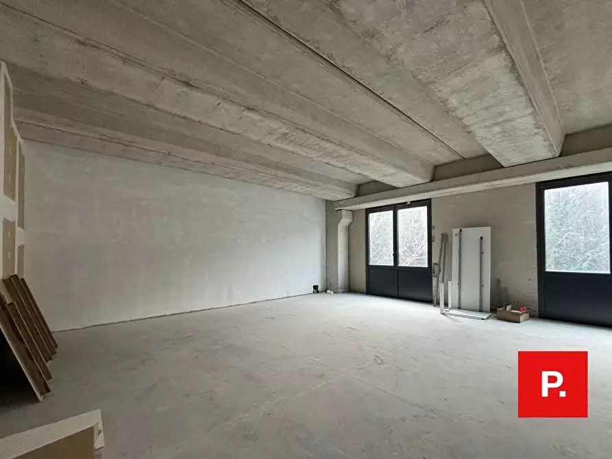 Immagine 11 di Ufficio in vendita  in Viale delle industrie 2 a Caserta