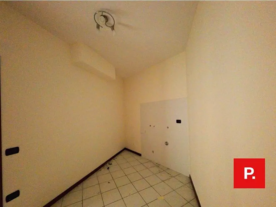 Immagine 24 di Appartamento in vendita  in via mazzini via maielli a Caserta