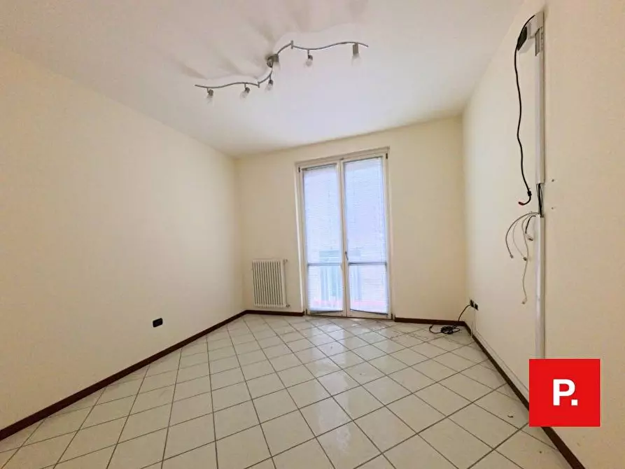 Immagine 19 di Appartamento in vendita  in via mazzini via maielli a Caserta