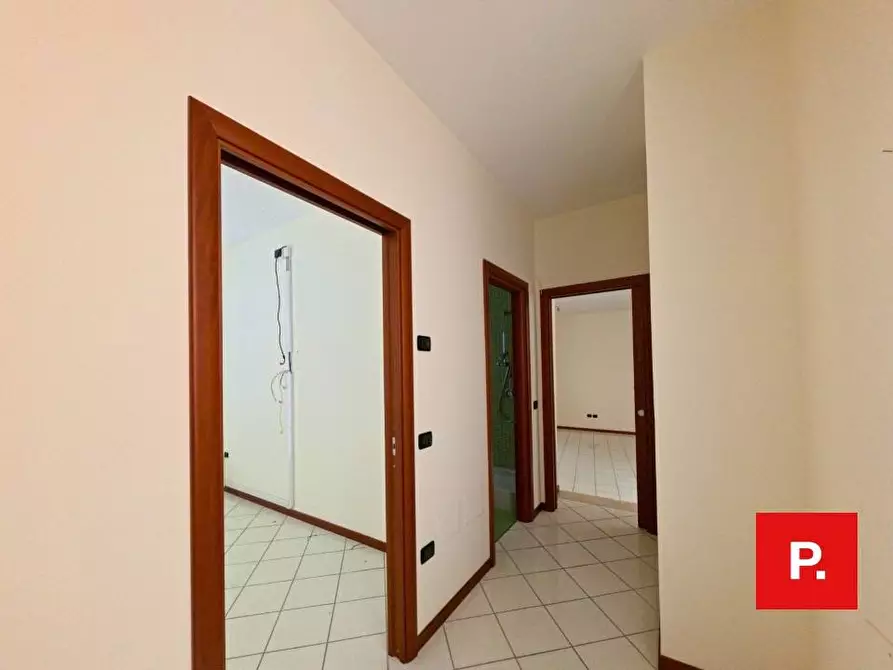 Immagine 16 di Appartamento in vendita  in via mazzini via maielli a Caserta