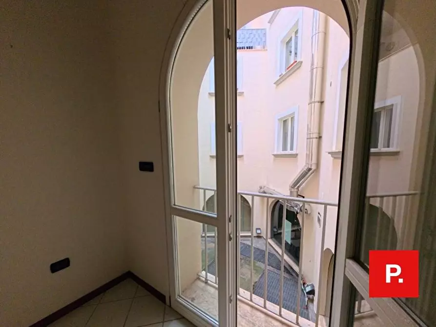 Immagine 8 di Appartamento in vendita  in via mazzini via maielli a Caserta