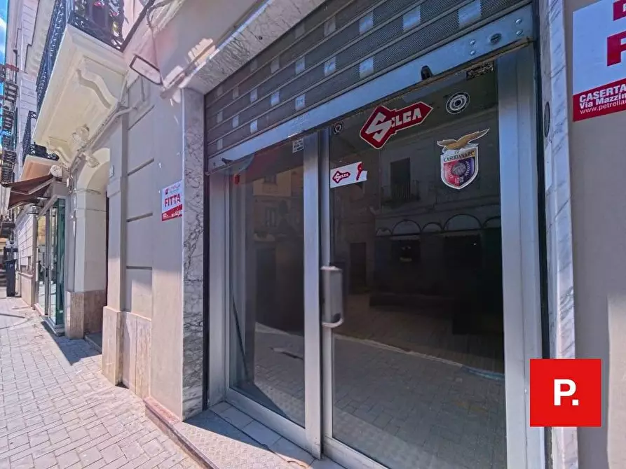 Immagine 14 di Locale commerciale in affitto  in Via Santorio 5 a Caserta