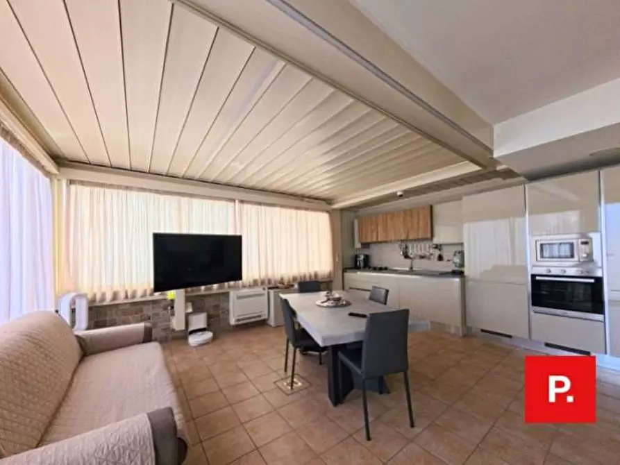 Immagine 10 di Appartamento in vendita  in via onofrio teti a Caserta