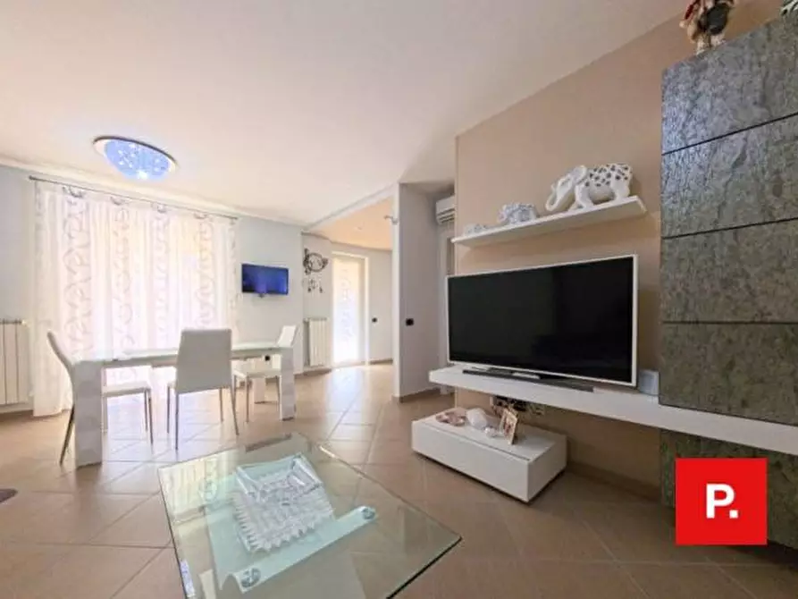 Immagine 3 di Appartamento in vendita  in via onofrio teti a Caserta