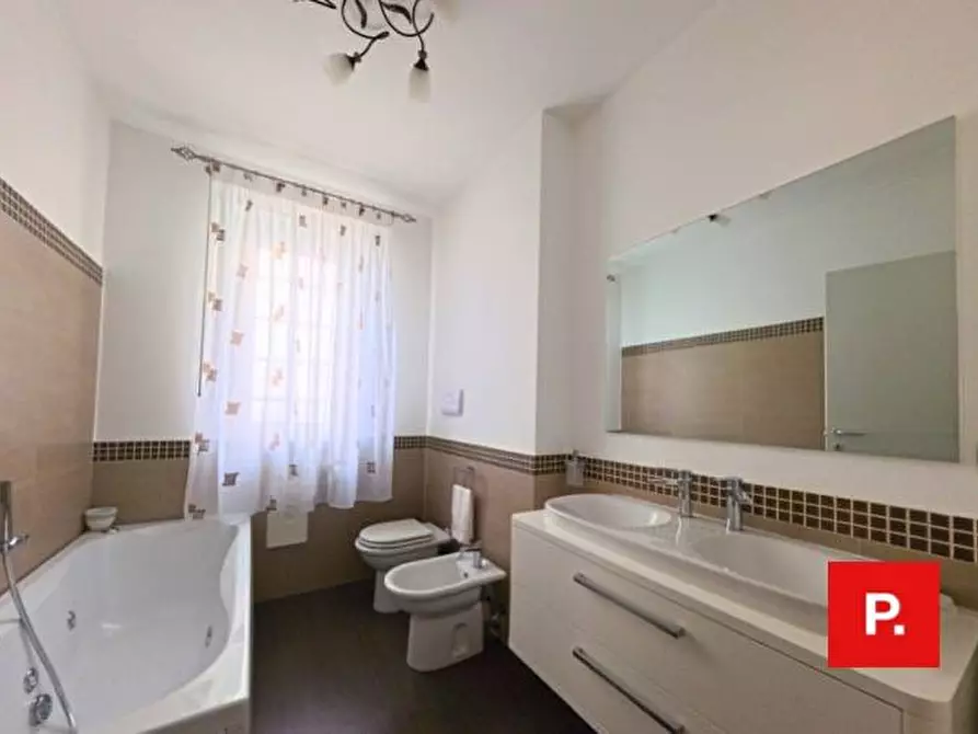 Immagine 16 di Appartamento in vendita  in via onofrio teti a Caserta