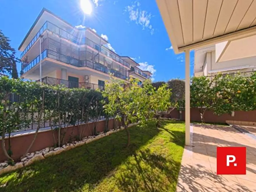 Immagine 27 di Appartamento in vendita  in via onofrio teti a Caserta