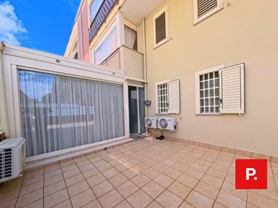 Immagine 23 di Appartamento in vendita  in via onofrio teti a Caserta