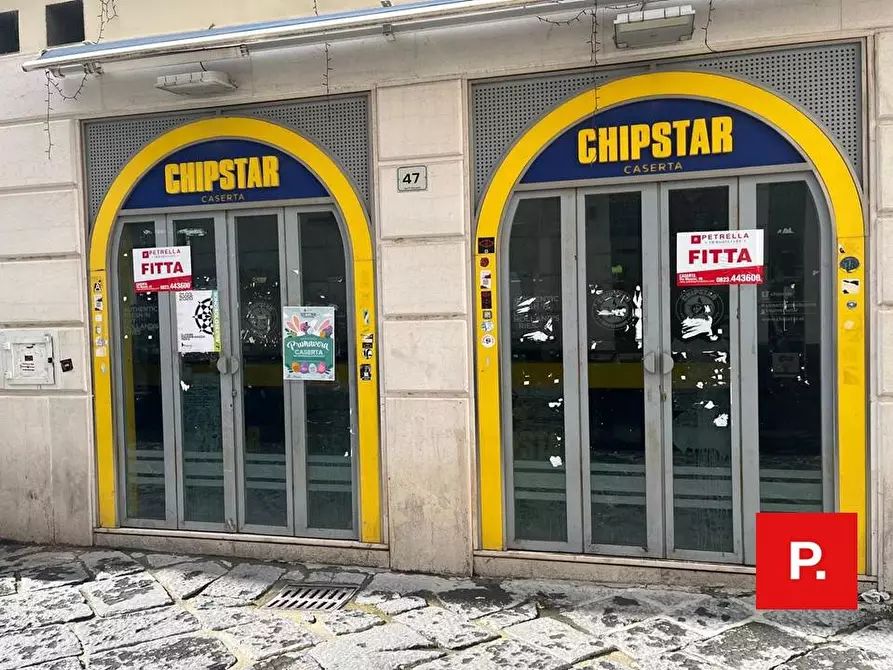 Immagine 1 di Locale commerciale in affitto  in Via Ferrante 47 a Caserta