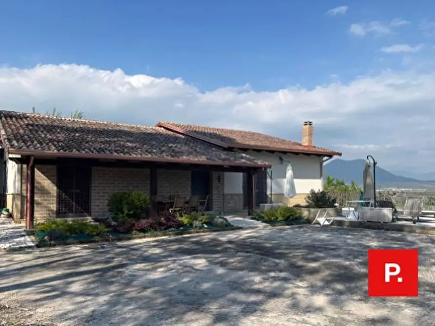 Immagine 3 di Villa in vendita  in via Sottovia a Ruviano