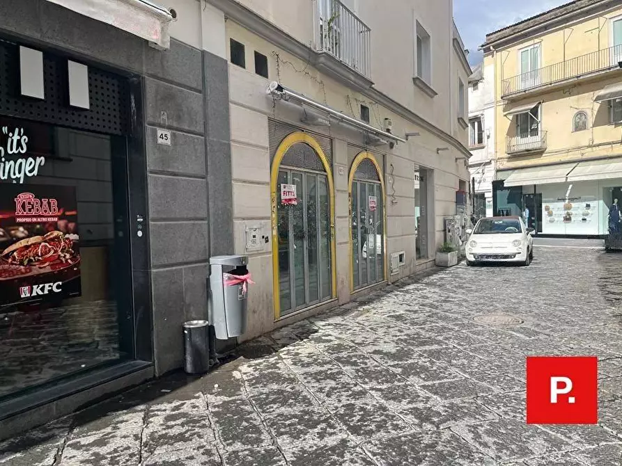 Immagine 3 di Locale commerciale in affitto  in Via Ferrante 47 a Caserta
