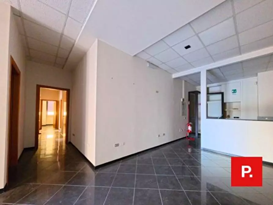 Immagine 13 di Appartamento in affitto  in corso Trieste 156 a Caserta