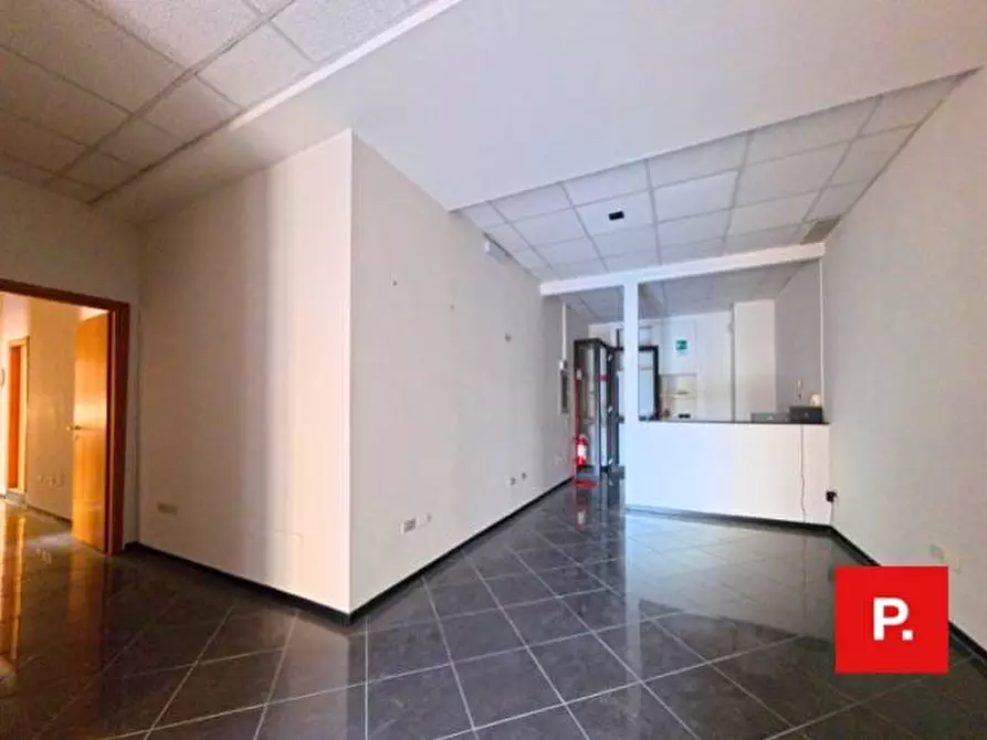 Immagine 12 di Appartamento in affitto  in corso Trieste 156 a Caserta