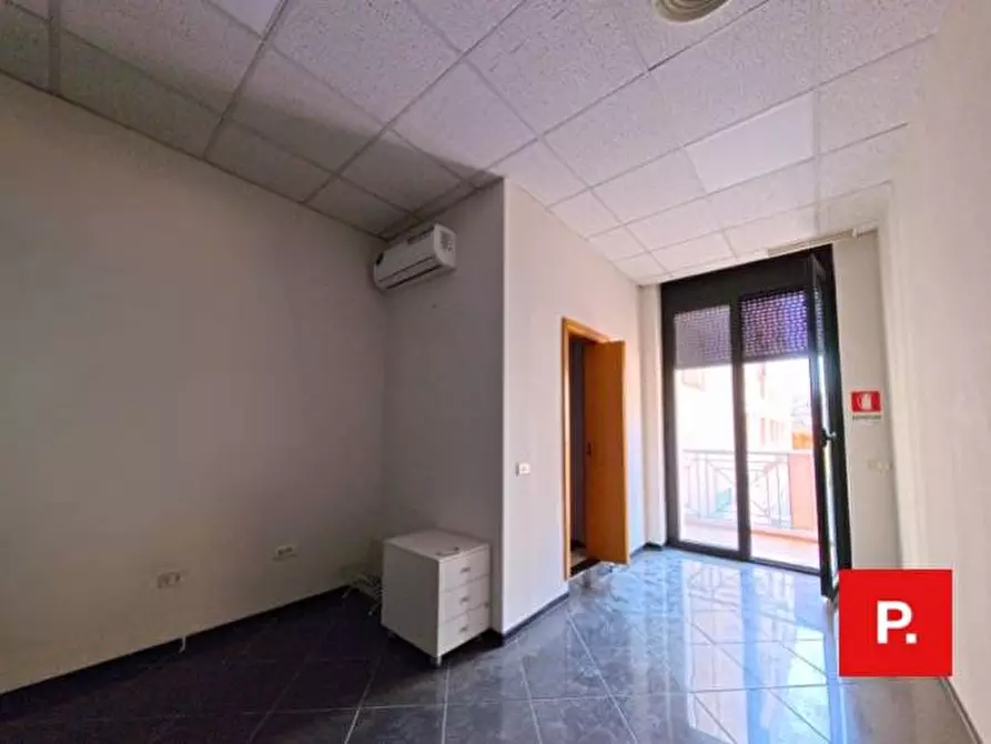 Immagine 8 di Appartamento in affitto  in corso Trieste 156 a Caserta