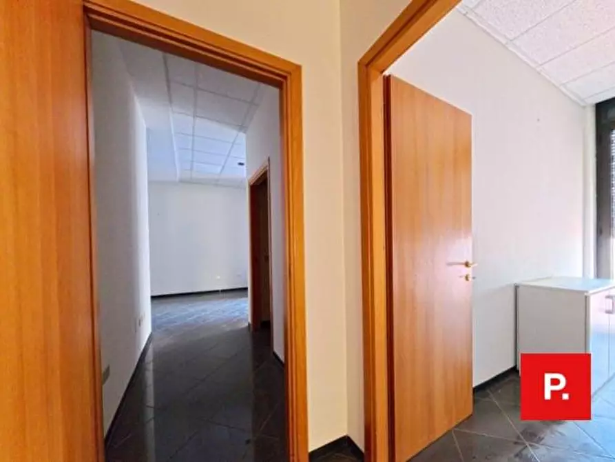 Immagine 14 di Appartamento in affitto  in corso Trieste 156 a Caserta