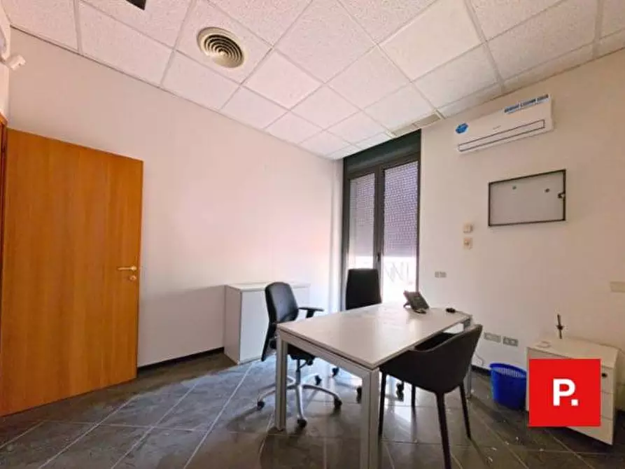 Immagine 16 di Appartamento in affitto  in corso Trieste 156 a Caserta