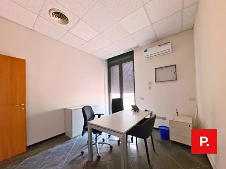 Immagine 17 di Appartamento in affitto  in corso Trieste 156 a Caserta