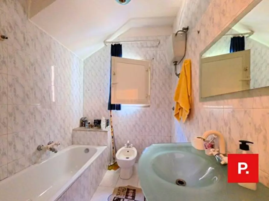 Immagine 5 di Casa indipendente in vendita  in VIA PILADE BRONZETTI 111 a Capodrise