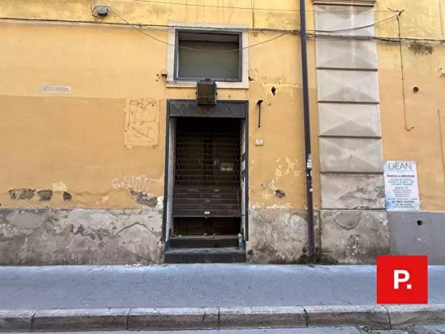 Immagine 3 di Locale commerciale in affitto  in Via Don Bosco 9 a Caserta