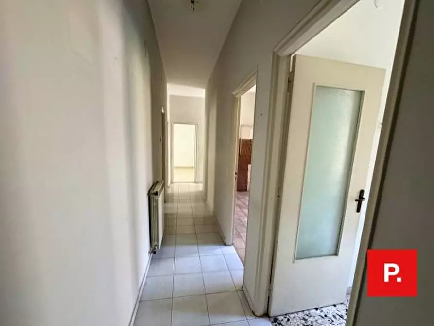 Immagine 10 di Appartamento in vendita  a Caserta