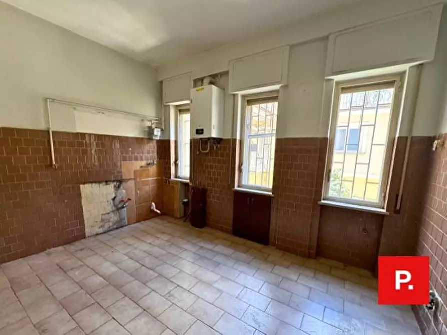 Immagine 12 di Appartamento in vendita  a Caserta