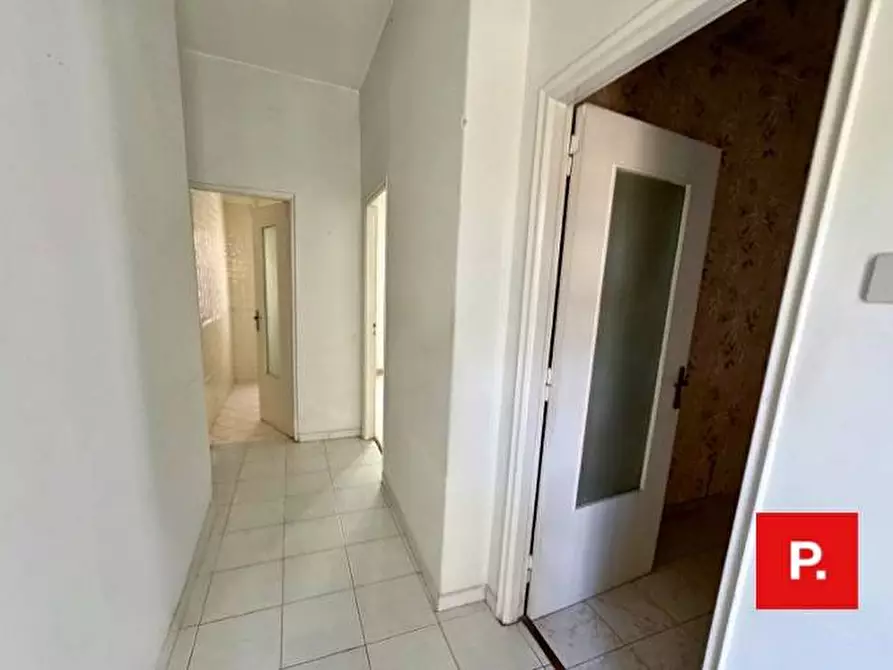 Immagine 18 di Appartamento in vendita  a Caserta