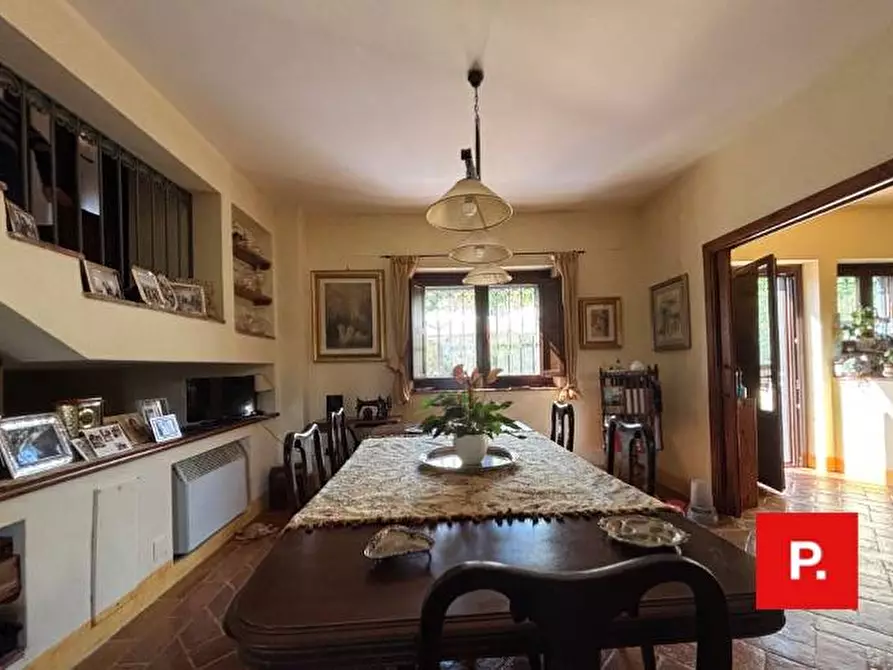 Immagine 9 di Villa in vendita  in Via Scese Lunghe a Capodrise