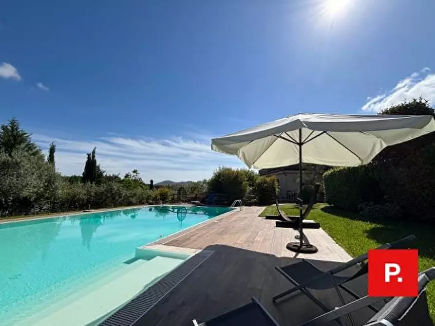 Immagine 35 di Villa in vendita  in Via Scese Lunghe a Capodrise